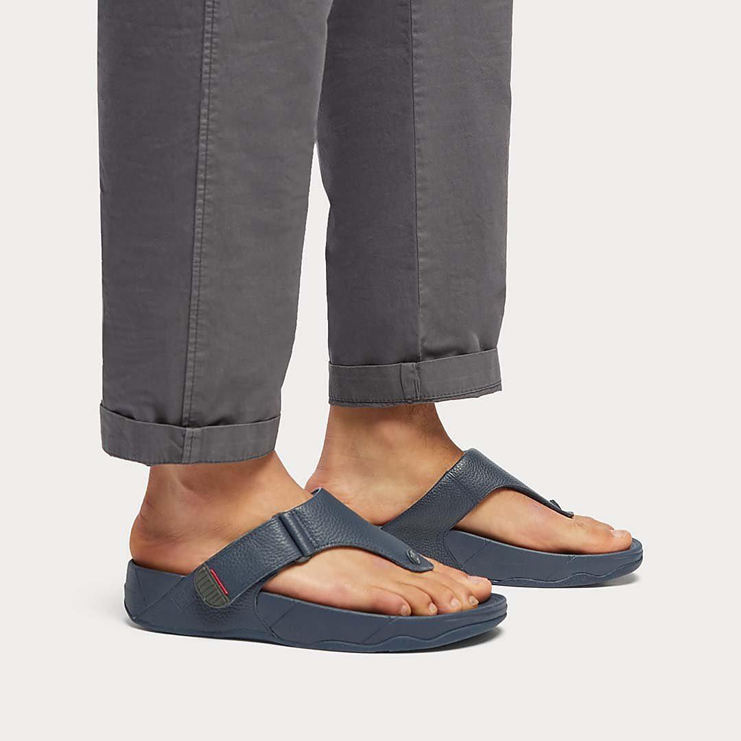 Men's Fitflop TRAKK II Leather Toe-Post Sandals Navy | Ireland-95307