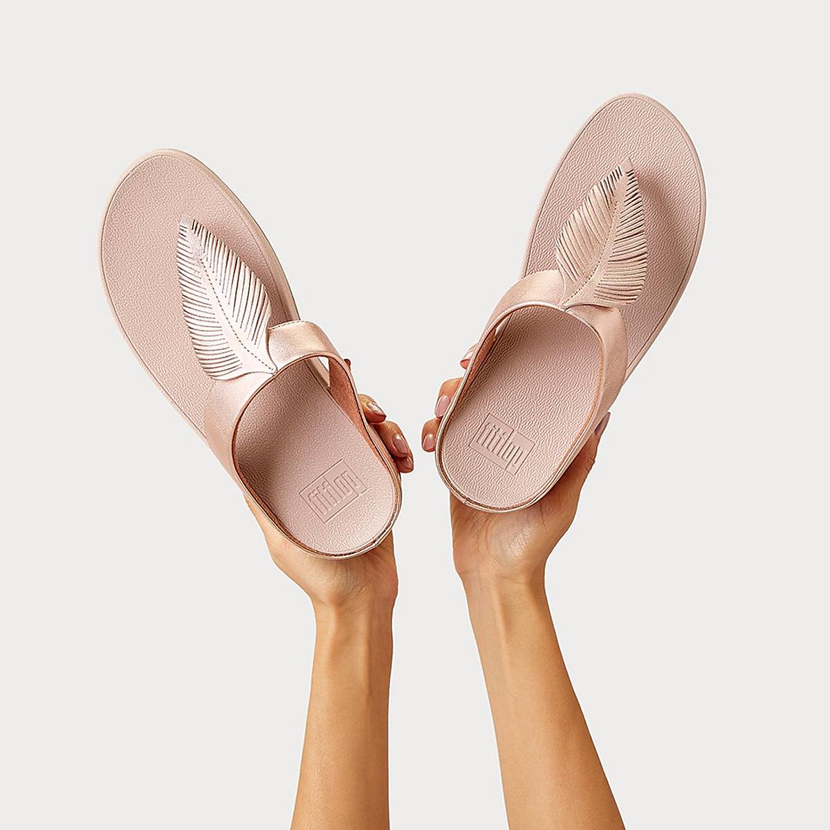 Women's Fitflop FINO Feather Metallic Toe-Post Sandals Rose Gold | Ireland-30251