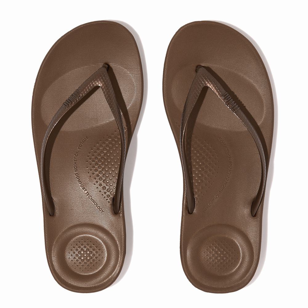 Women's Fitflop IQUSHION Ergonomic Flip Flops Chocolate | Ireland-78215