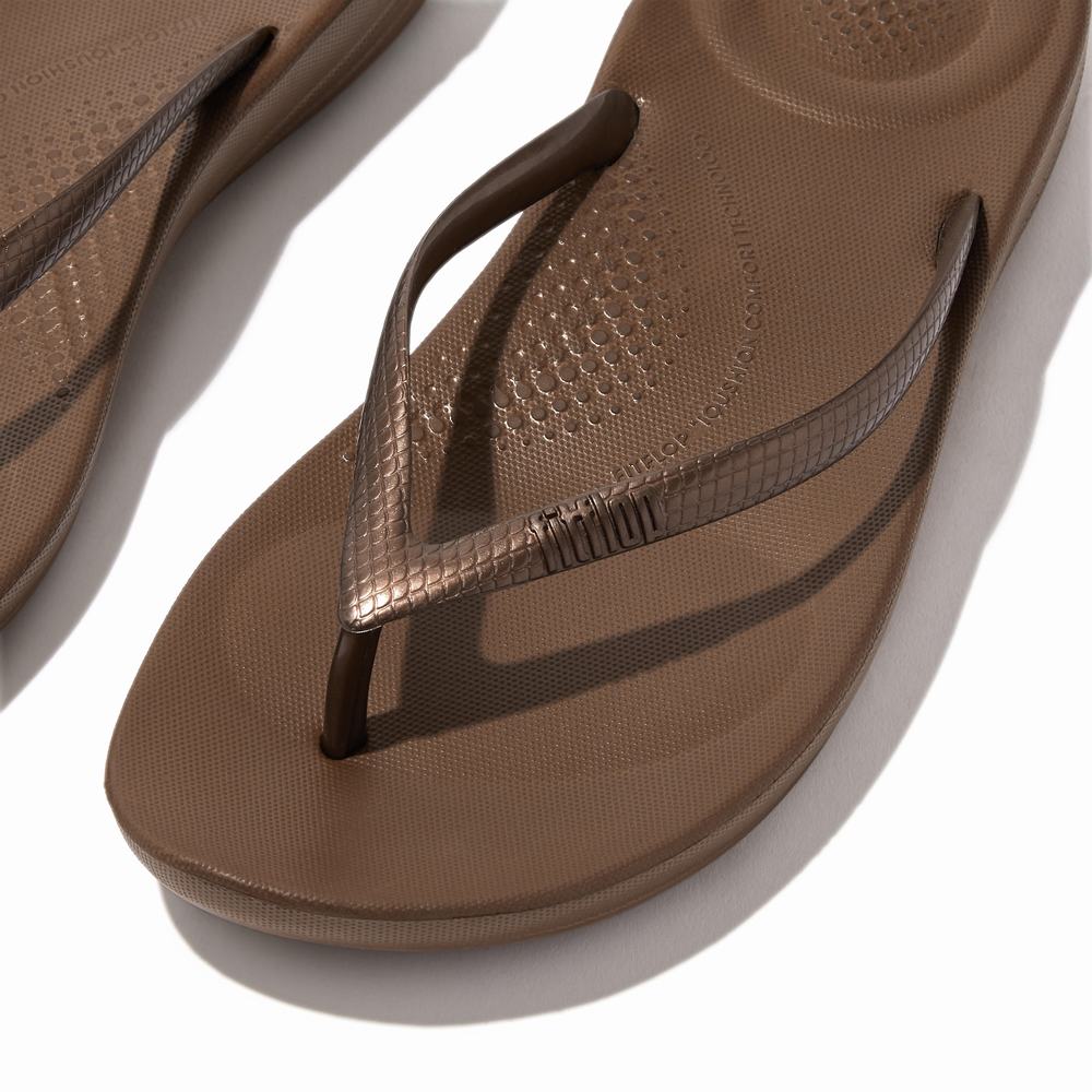 Women's Fitflop IQUSHION Ergonomic Flip Flops Chocolate | Ireland-78215